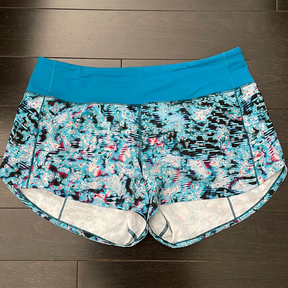 Lululemon Blue Speed-Up Short 4” inseam size 10